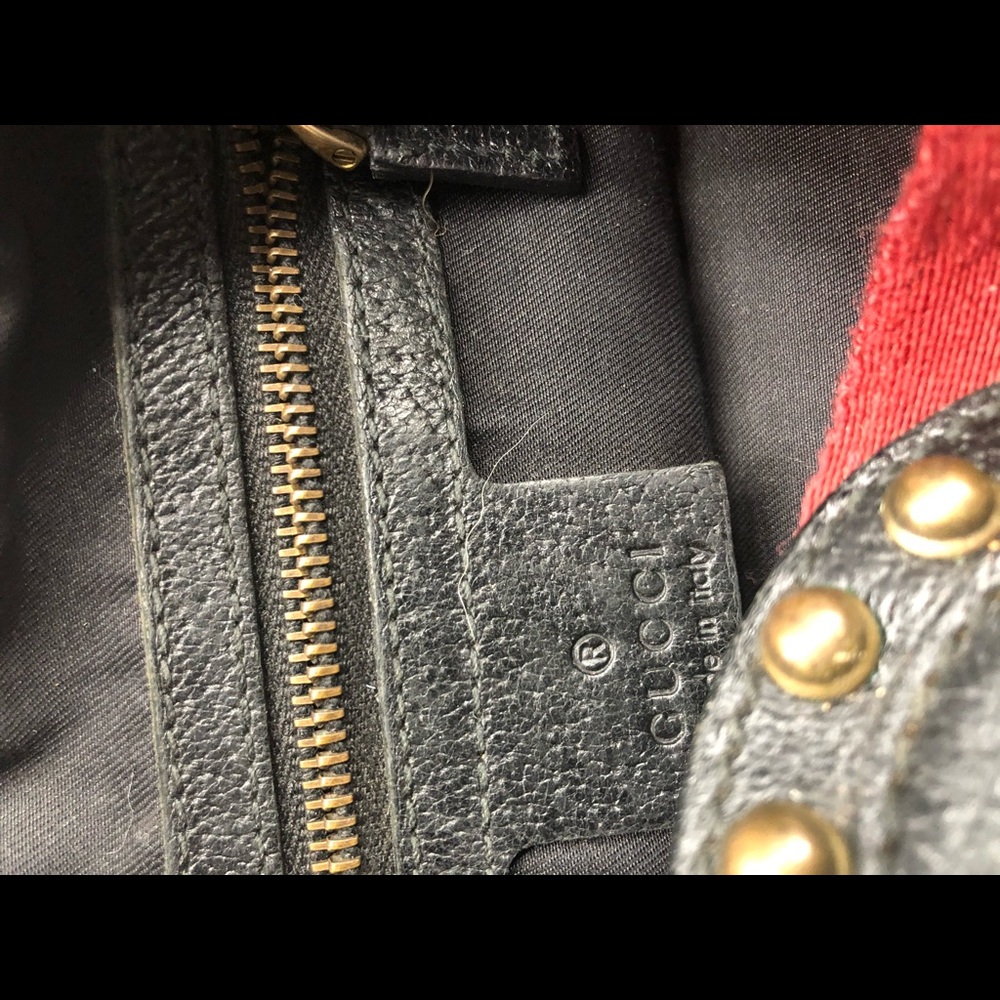 Authentic Gucci purse - Picture 12 of 16